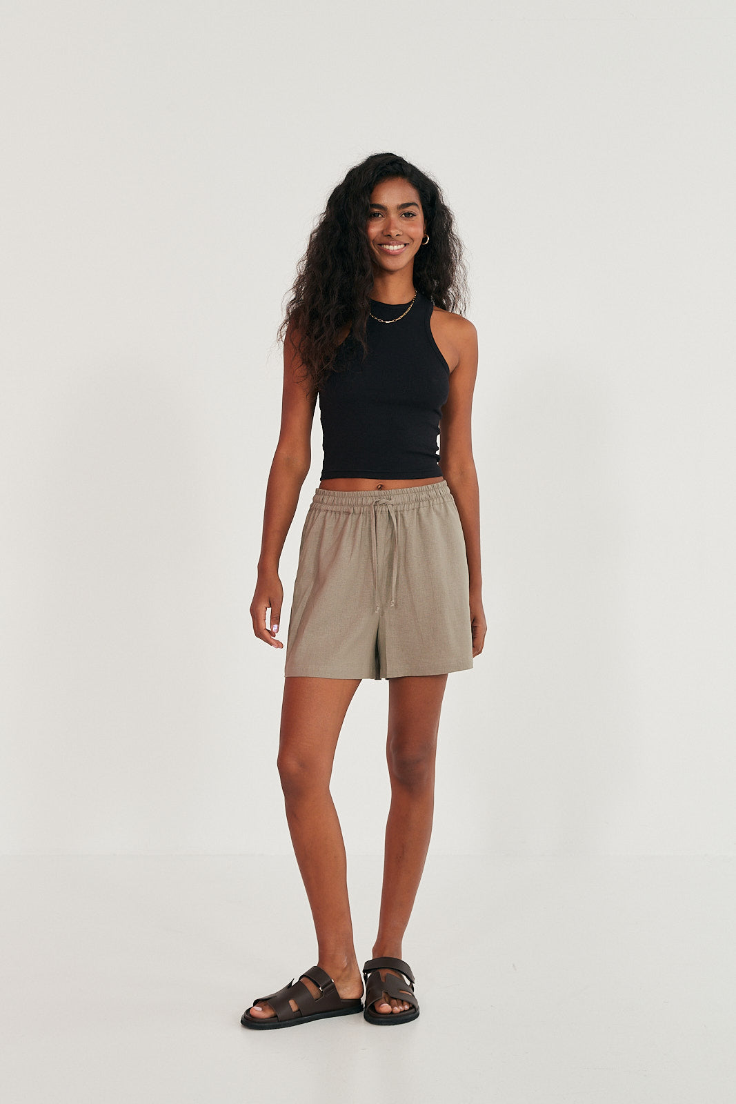 Top Hailey black