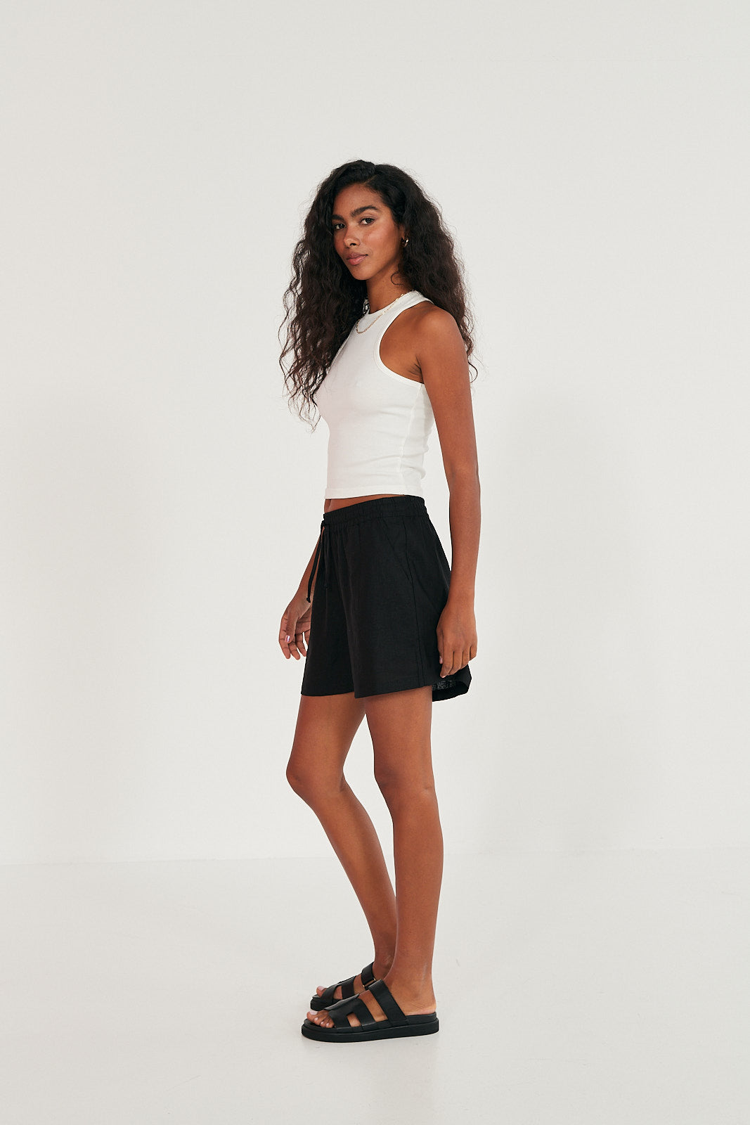 Szorty Gunther linen black