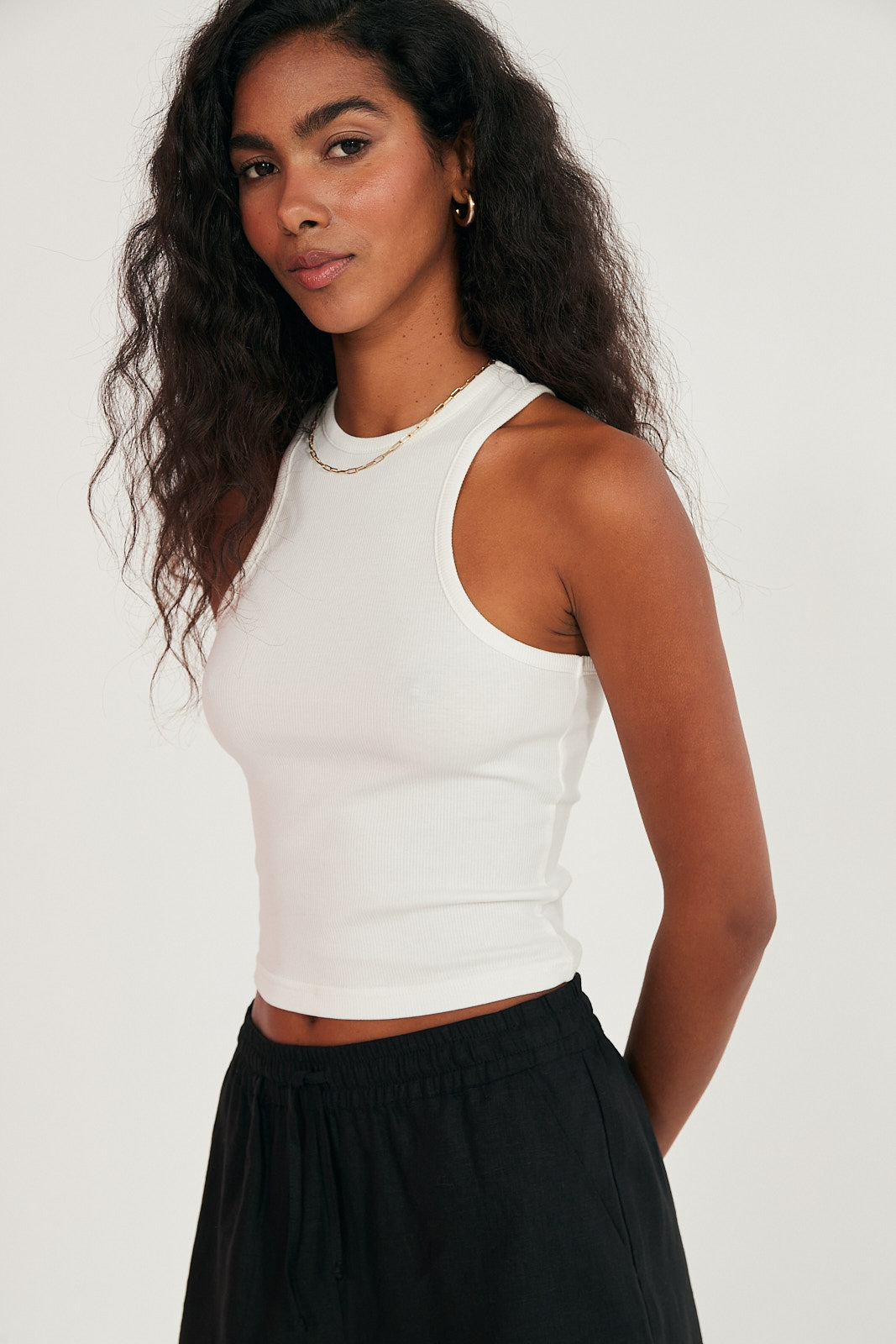 Top Hailey white