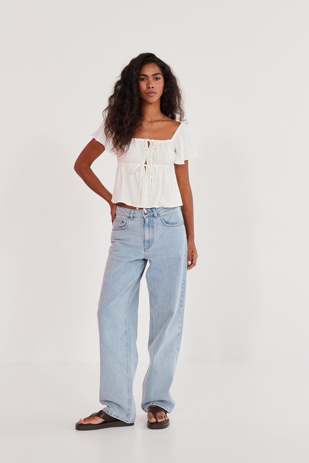 Top Nelly white