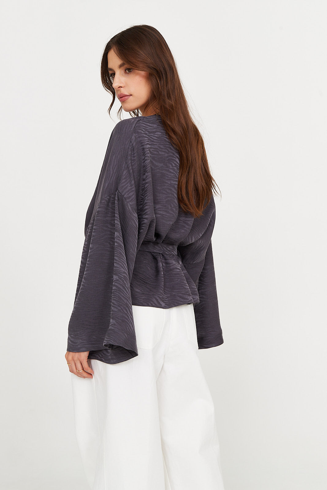 Kimono Nefrete graphite
