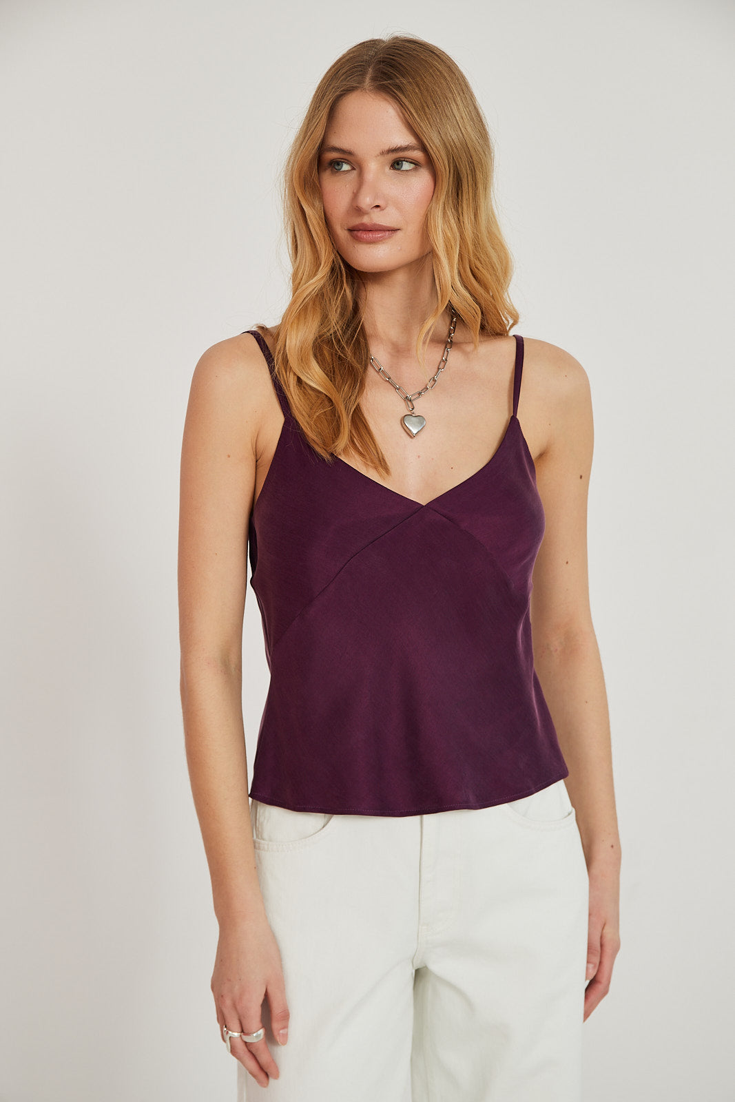 Top Carrie plum