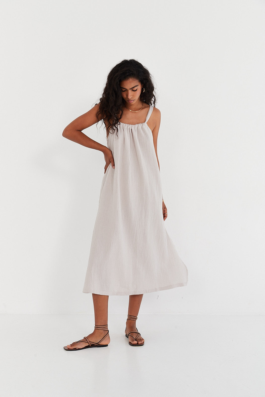 Sukienka Jane beige